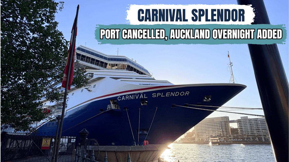 Carnival Splendor in Sydney Harbour