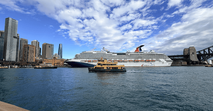 Carnival Splendor in Sydney Harbour