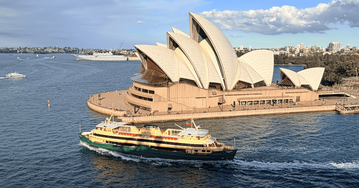 Sydney Ferry in front of the Opera House