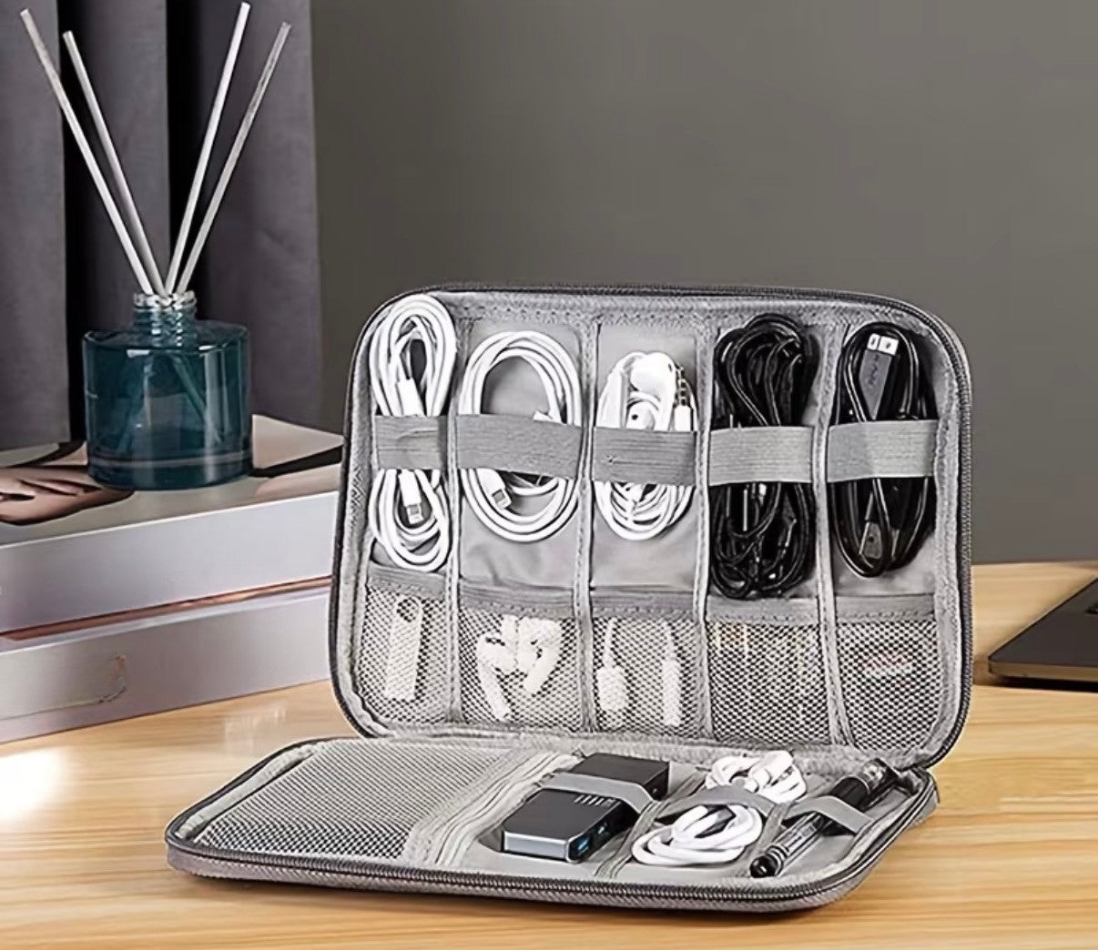 Voyage Ready Tech Organiser - Compact